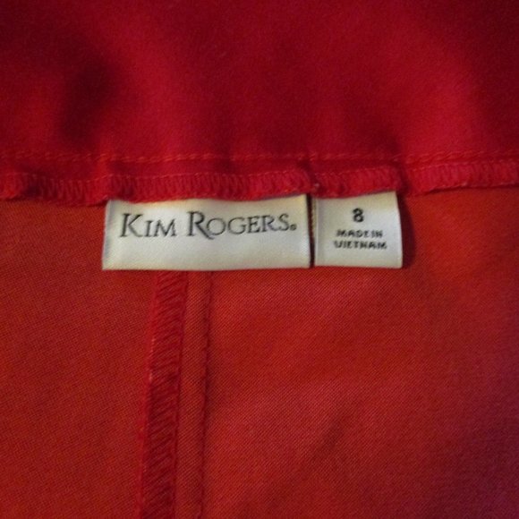 Two pair of Kim Rogers Capris - Size 8 - great condition, gently used - Picture 9 of 10
